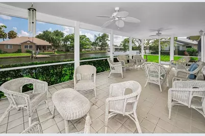 1310 41st Avenue NE, Saint Petersburg, FL 33703 - Photo 24