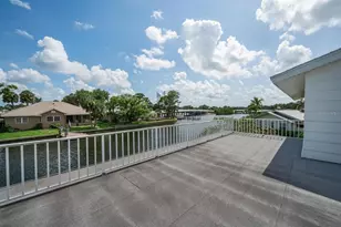 1310 41st Ave NE, Saint Petersburg, FL 33703 - Photo 34