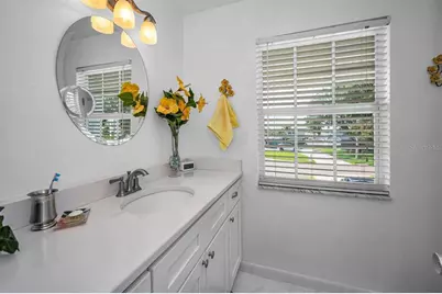 1310 41st Avenue NE, Saint Petersburg, FL 33703 - Photo 40