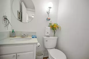 1310 41st Ave NE, Saint Petersburg, FL 33703 - Photo 26