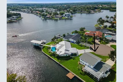 1310 41st Avenue NE, Saint Petersburg, FL 33703 - Photo 44