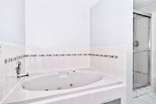 2524 W Brook Ln, Clearwater, FL 33761 - Photo 30