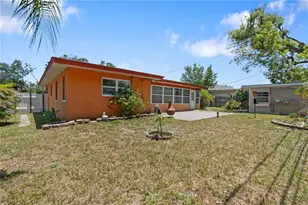 927 Parkwood Dr, Dunedin, FL 34698 - Photo 14
