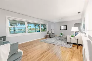 110 Sunset Dr S, Saint Petersburg, FL 33707 - Photo 12