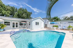 110 Sunset Dr S, Saint Petersburg, FL 33707 - Photo 38