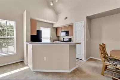 5541 Rosehill Road #202, Sarasota, FL 34233 - Photo 18