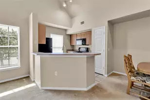 5541 Rosehill Rd, Sarasota, FL 34233 - Photo 18