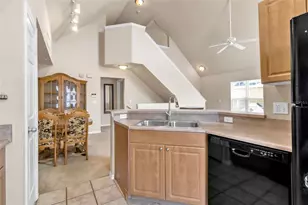 5541 Rosehill Rd, Sarasota, FL 34233 - Photo 20