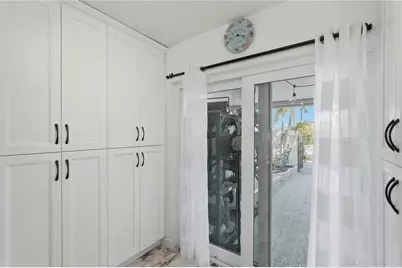 573 Boca Ciega Point Boulevard N, Saint Petersburg, FL 33708 - Photo 18