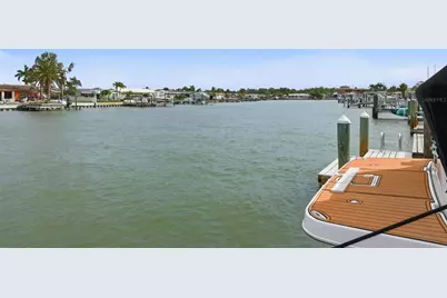 573 Boca Ciega Point Boulevard N, Saint Petersburg, FL 33708 - Photo 42