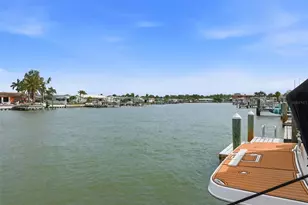 573 Boca Ciega Point Blvd N, Saint Petersburg, FL 33708 - Photo 42