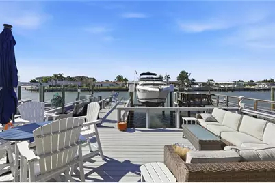 573 Boca Ciega Point Boulevard N, Saint Petersburg, FL 33708 - Photo 32