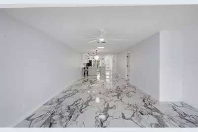 573 Boca Ciega Point Boulevard N, Saint Petersburg, FL 33708 - Photo 22