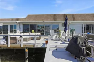 573 Boca Ciega Point Blvd N, Saint Petersburg, FL 33708 - Photo 38