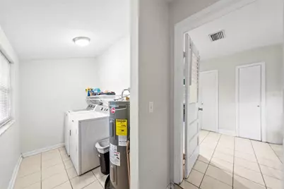 2016 E Powhatan Avenue, Tampa, FL 33610 - Photo 30