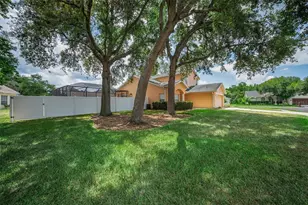 7826 Roundelay Dr, New Port Richey, FL 34654 - Photo 10