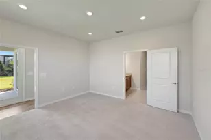 2820 Marrakesh Ln, Sarasota, FL 34234 - Photo 14