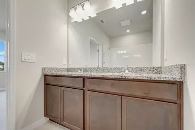 2820 Marrakesh Lane, Sarasota, FL 34234 - Photo 16