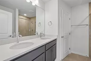 34559 Turpins Ave, Zephyrhills, FL 33541 - Photo 20