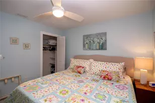 1100 E Bay Dr, Largo, FL 33770 - Photo 16