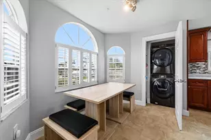 610 Island Way, Clearwater Beach, FL 33767 - Photo 8