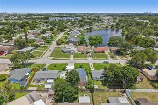 9680 Park Lake Dr N, Pinellas Park, FL 33782 - Photo 30