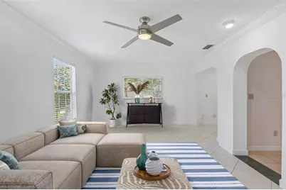 9680 Park Lake Drive N, Pinellas Park, FL 33782 - Photo 6