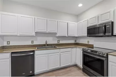 3125 Santorini Court, Tampa, FL 33611 - Photo 12