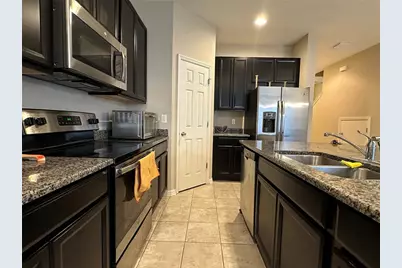 7089 Woodchase Glen Drive, Riverview, FL 33578 - Photo 8