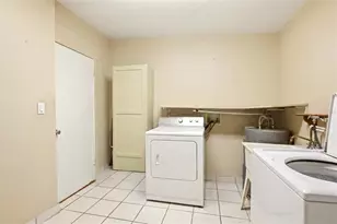 2616 Hacienda Dr, Lorida, FL 33857 - Photo 28