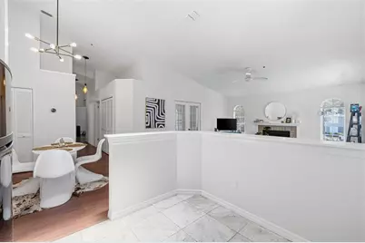 11844 Skylake Place, Tampa, FL 33617 - Photo 10