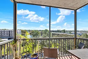 8186 Terrace Garden Dr N, Saint Petersburg, FL 33709 - Photo 26