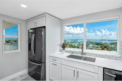 736 Island Way #1001, Clearwater Beach, FL 33767 - Photo 8