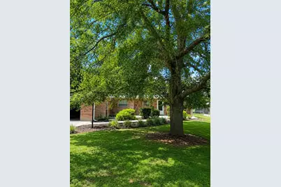 735 Overhill Road, Deland, FL 32720 - Photo 2