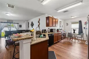 14217 Alistar Manor Dr, Wimauma, FL 33598 - Photo 6