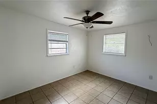 8574 94th Ave, Seminole, FL 33777 - Photo 10