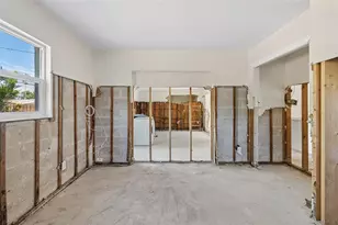 3927 Huntington St NE, Saint Petersburg, FL 33703 - Photo 16