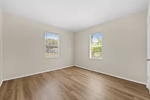 4654 13th Ave S, Saint Petersburg, FL 33711 - Photo 12