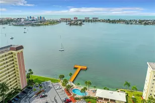 4780 Cove Cir, Saint Petersburg, FL 33708 - Photo 16