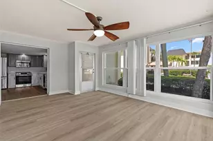 4780 Cove Cir, Saint Petersburg, FL 33708 - Photo 4