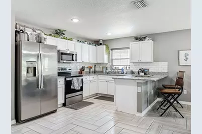 321 21st Street W, Palmetto, FL 34221 - Photo 8