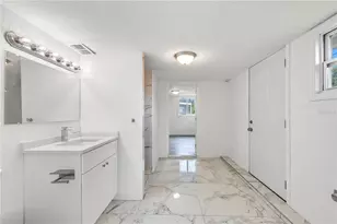 4711 Beacon Hill Dr, New Port Richey, FL 34652 - Photo 8