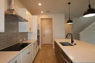 630 Kingswood Ct, Bradenton, FL 34212 - Photo 10