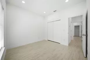 4510 N 42nd St, Tampa, FL 33610 - Photo 14