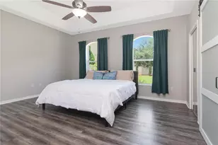 219 Willow Bend Pkwy, Lutz, FL 33549 - Photo 14