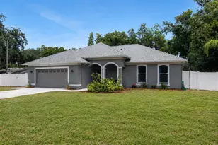219 Willow Bend Pkwy, Lutz, FL 33549 - Photo 1