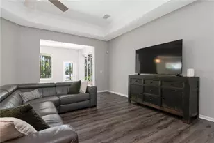219 Willow Bend Pkwy, Lutz, FL 33549 - Photo 8
