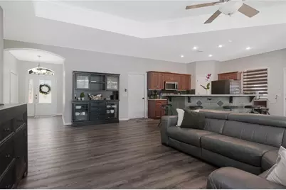 219 Willow Bend Parkway, Lutz, FL 33549 - Photo 8
