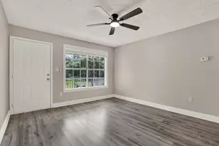 308 Lake Parsons Green, Brandon, FL 33511 - Photo 12