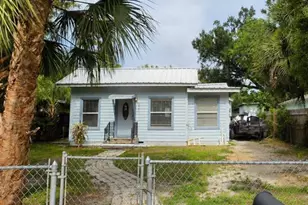 8211 N 10th St, Tampa, FL 33604 - Photo 26